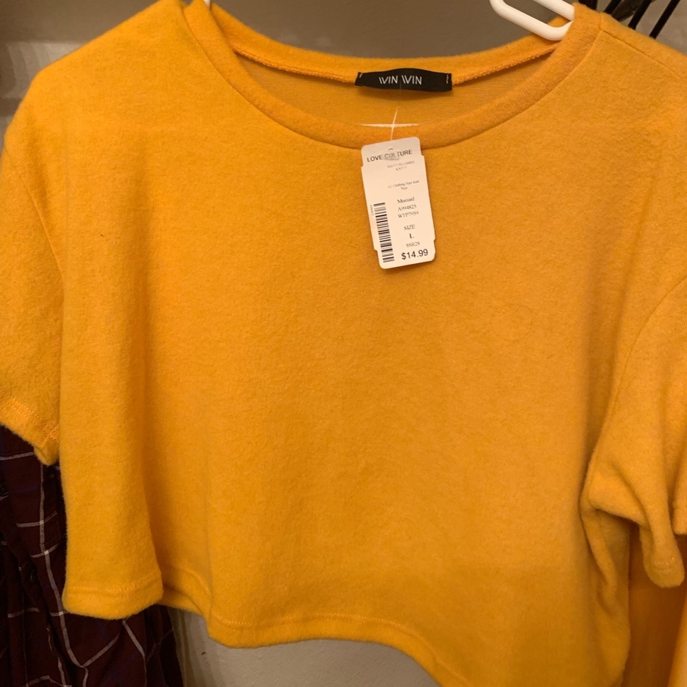 Crop top